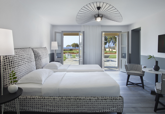 Premier Suite Sea View Bed