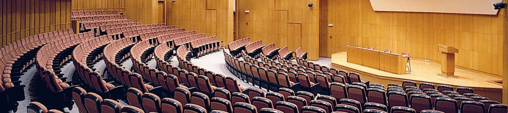 Der Tagungsraum / Auditorium "Europa" ist der perfekte Ort für große Tagungen und Meetings