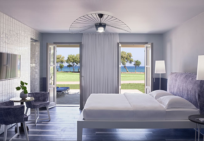 Premier Suite Sea View Bedroom